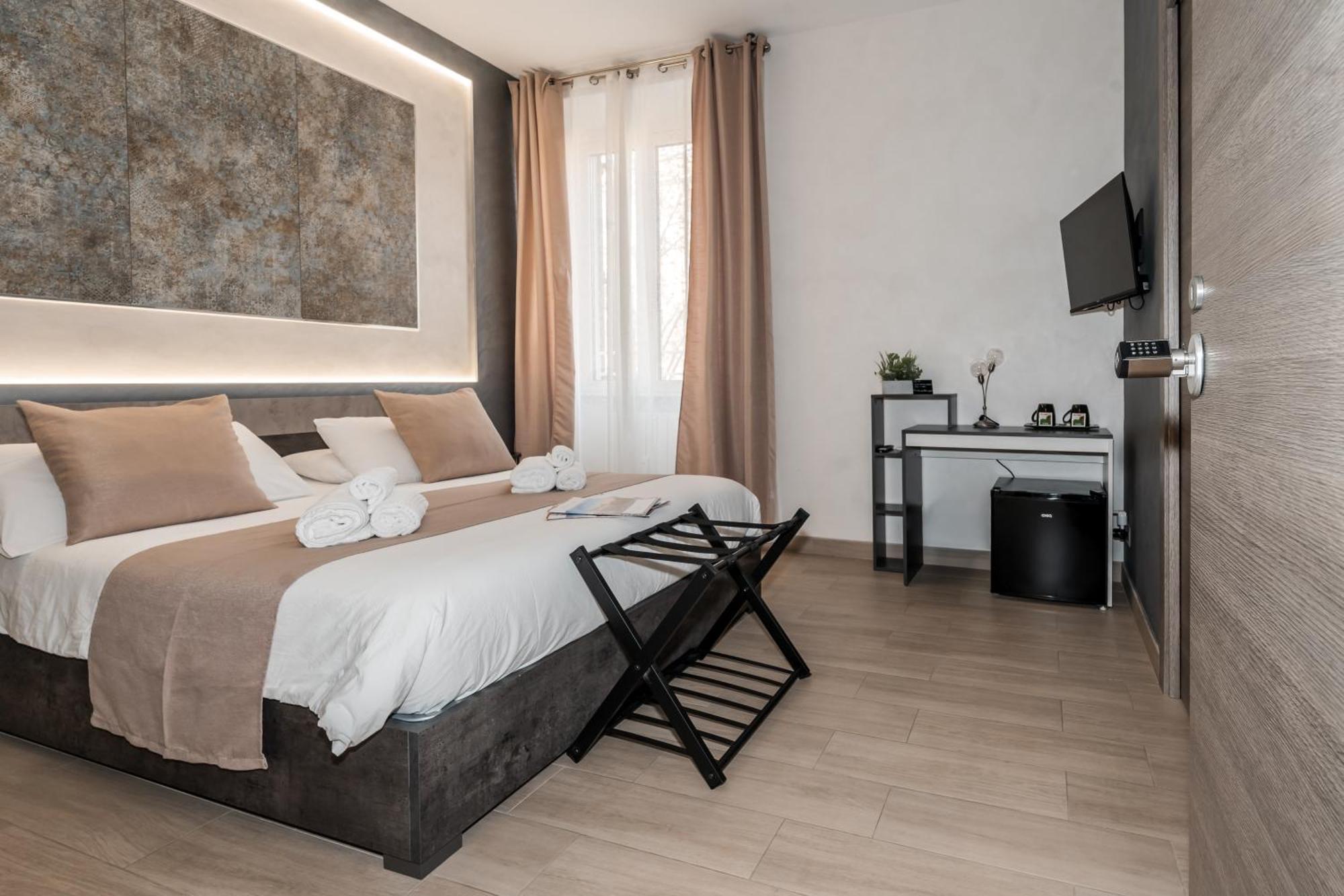 Domus Aeterna - Re Di Roma Hotel Luaran gambar