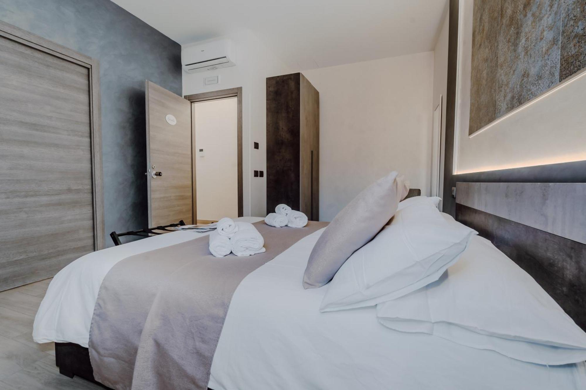 Domus Aeterna - Re Di Roma Hotel Luaran gambar